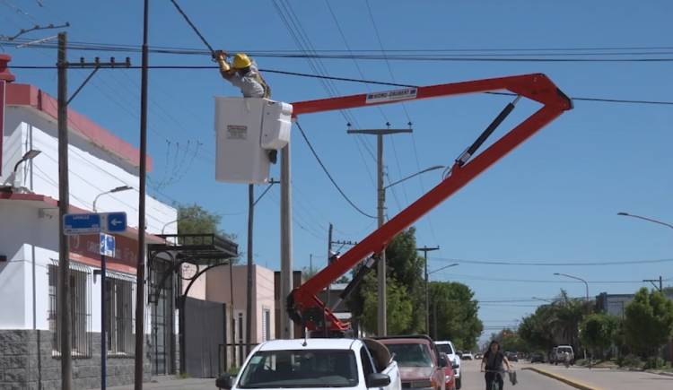 RECLAMO POR EL COBRO DEL ALUMBRADO PÚBLICO