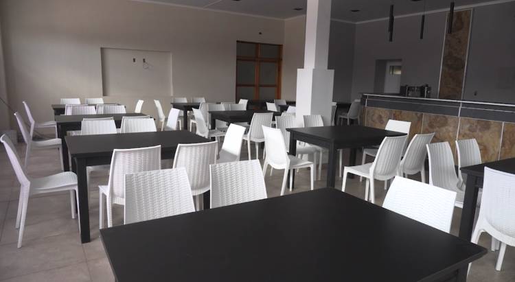 VUELVE A FUNCIONAR EL RESTOBAR EN LA SEDE DEL FC VILLA HUIDOBRO