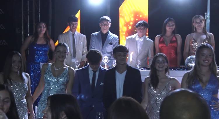 LOS EGRESADOS DEL IPEMyA 188 TUVIERON SU NOCHE