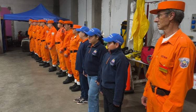 ACTO POR EL DÍA DEL BOMBERO VOLUNTARIO EN EL CUARTEL LOCAL